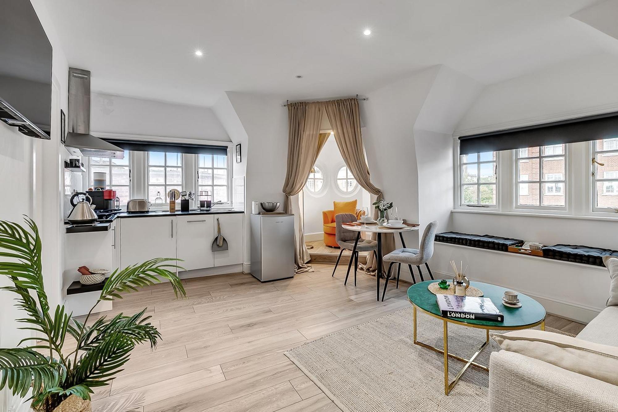 Lovely Kensington Apartament *