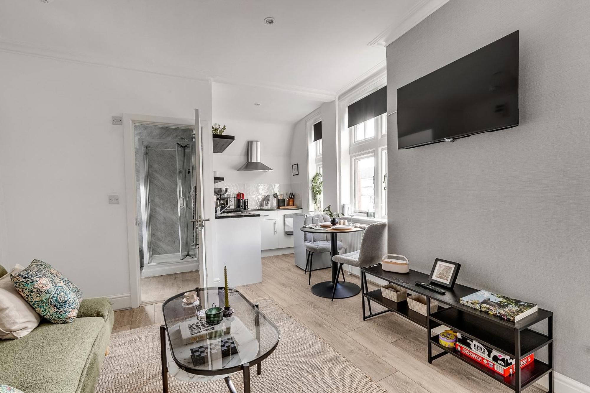 Lovely Kensington Apartament