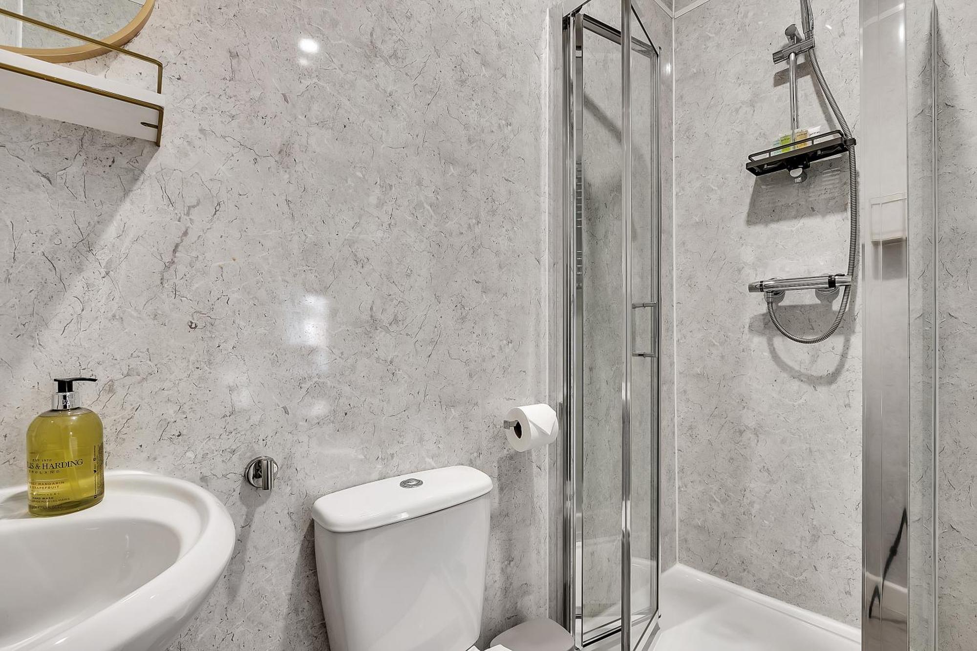 Lovely Kensington Apartament